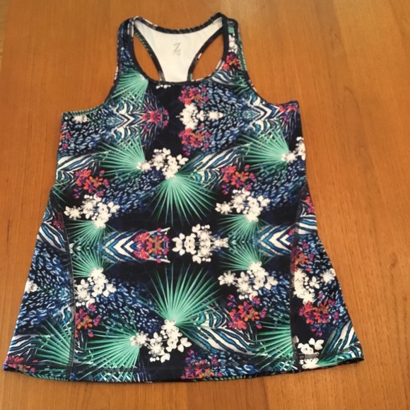 Z by Zella Racer Back Tank Top. - Picture 2 of 5